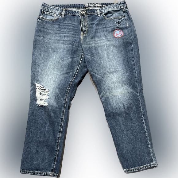 Gorgeous Gap Distressed Jeans W/ Patches (Sz 16) - Picture 1 of 7